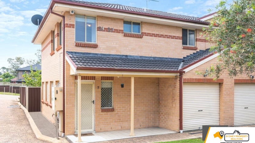 7/57 Doonside Crescent