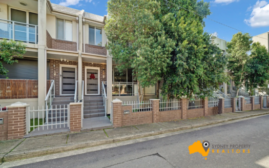 4-48 50 PENELOPE LUCAS LANE, Rosehill