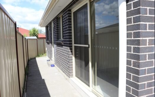 33B Dan Crescent, Colyton, NSW 2760