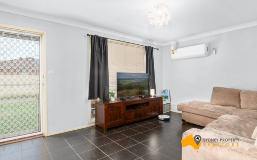 27 Blueberry Drive Colyton